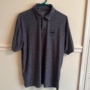 Men’s size large Chicago Cubs golf polo like new. MLB